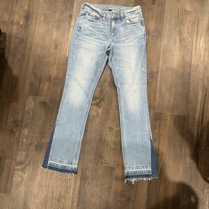 American Eagle Outfitters Light Blue 90’s Low - Rise Skinny Kick Jeans